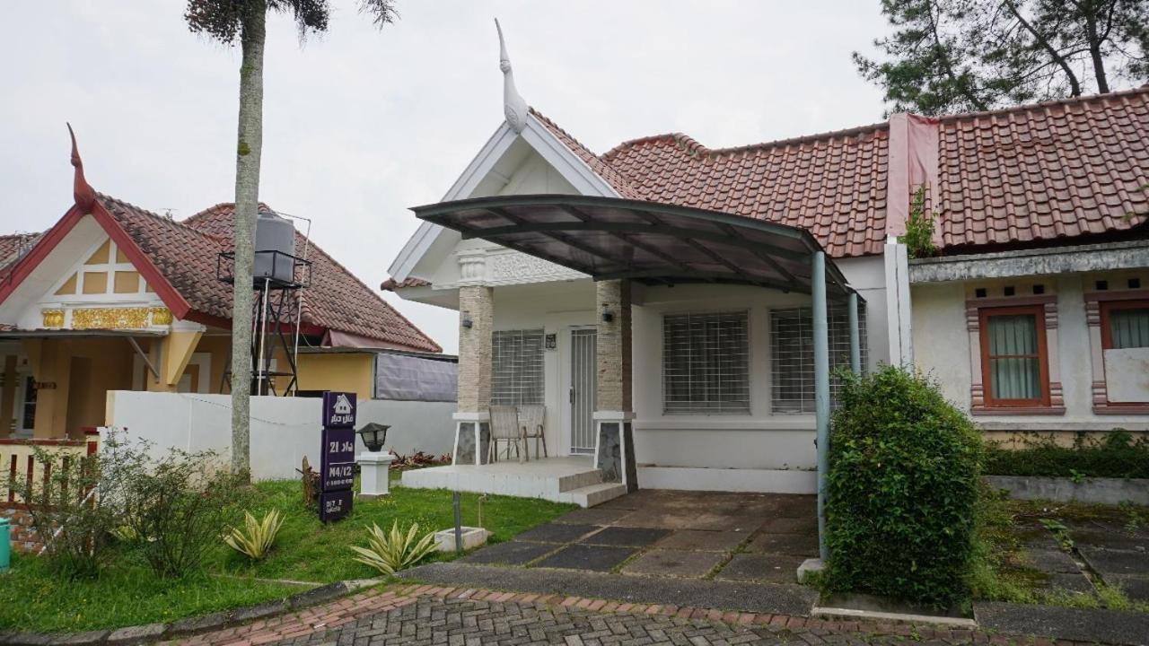Diyar Villas Puncak M4/12 Екстериор снимка